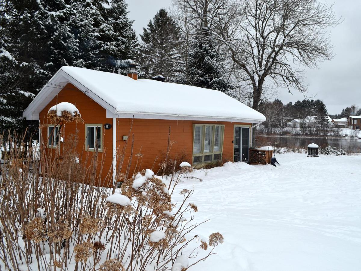Les 4 Chalets - Le 605 Lac-Saint-Paul Zewnętrze zdjęcie