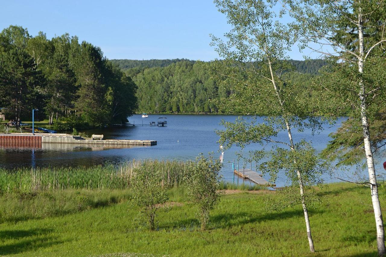 Les 4 Chalets - Le 605 Lac-Saint-Paul Zewnętrze zdjęcie
